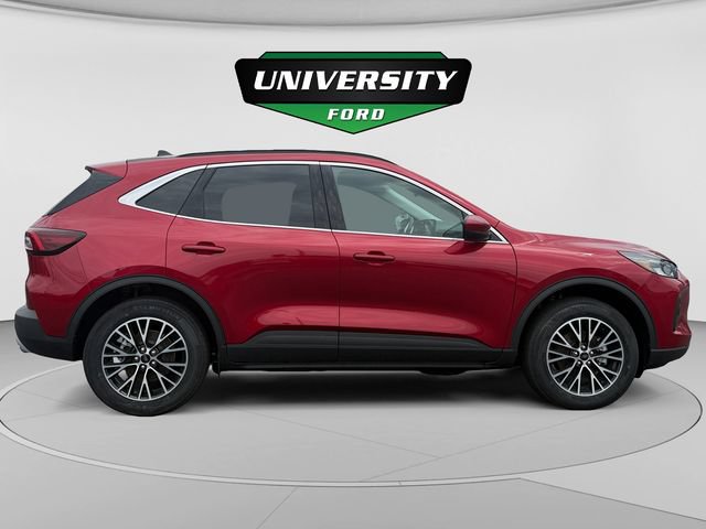 New 2026 Ford Escape SE w/ Class II Trailer Tow Package FWD image 2