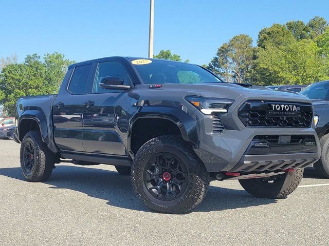Used 2025 Toyota Tacoma TRD Pro AWD/4WD image 36