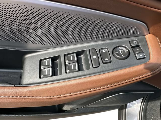 Certified 2026 Acura MDX w/ Technology Package FWD image 27