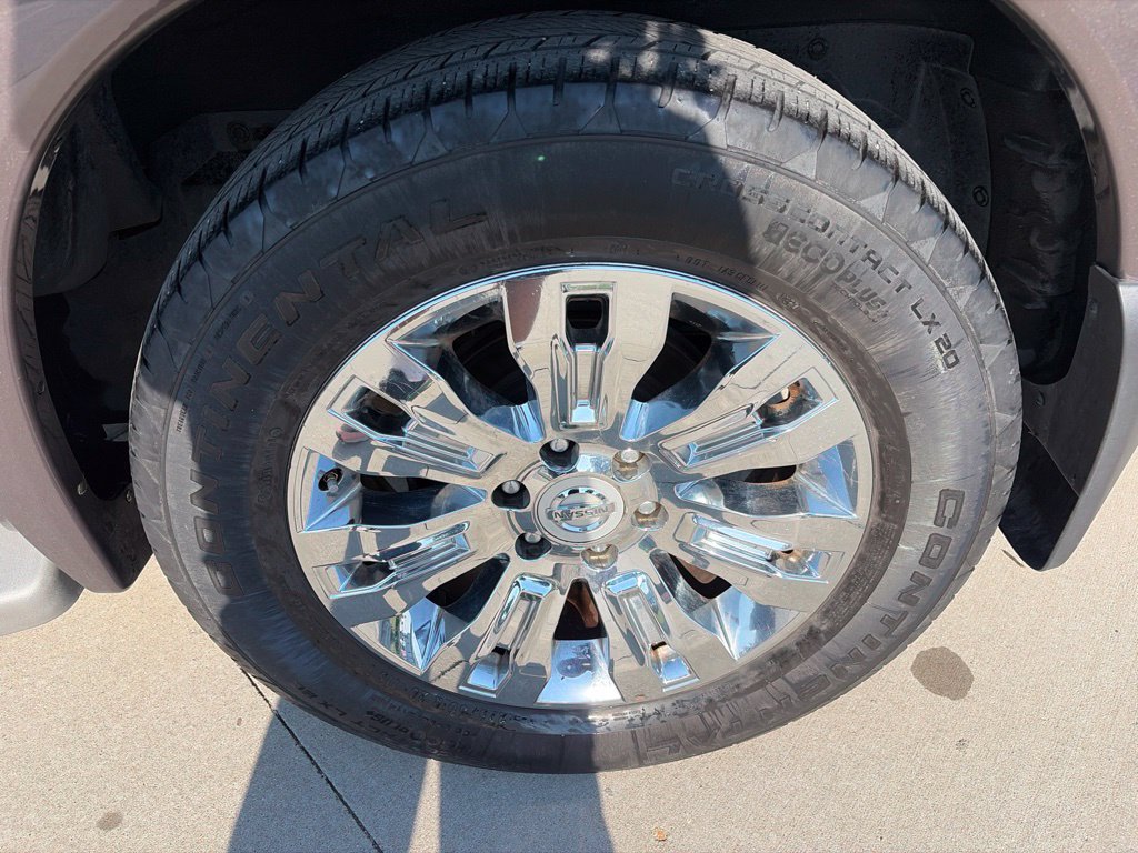 Used 2015 Nissan Armada Platinum AWD/4WD image 17