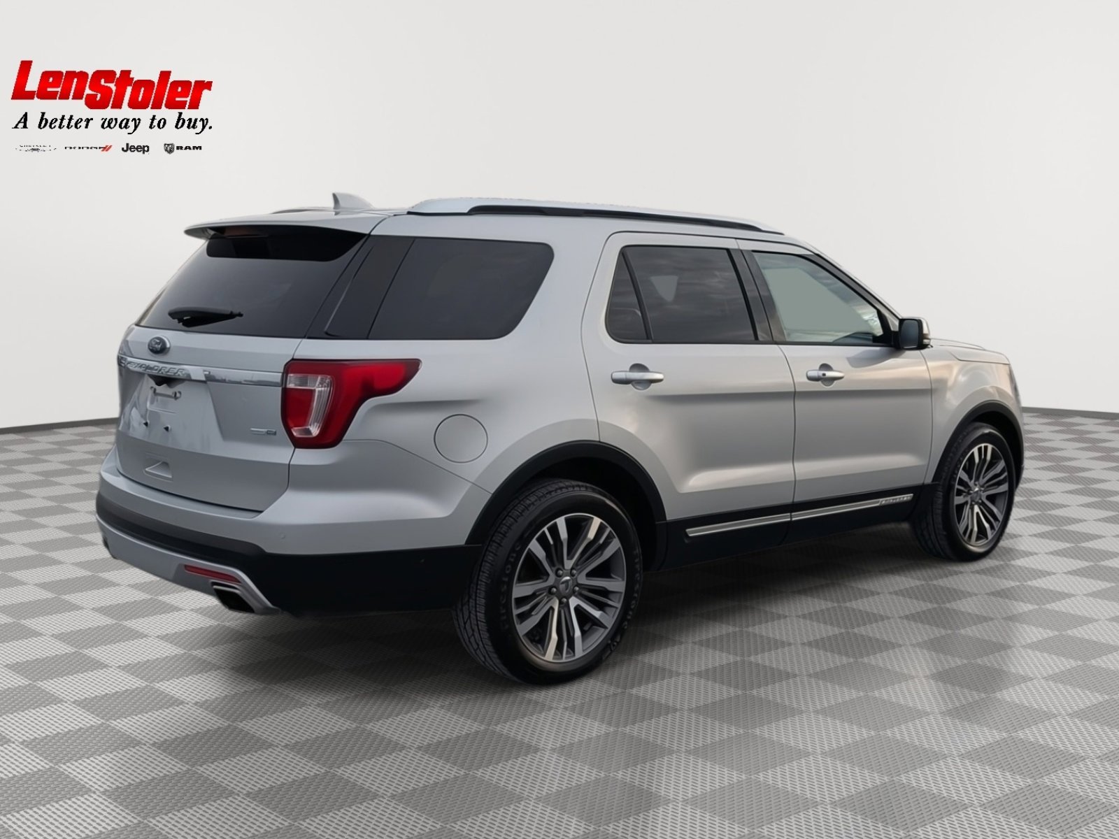 Used 2017 Ford Explorer Platinum image 5