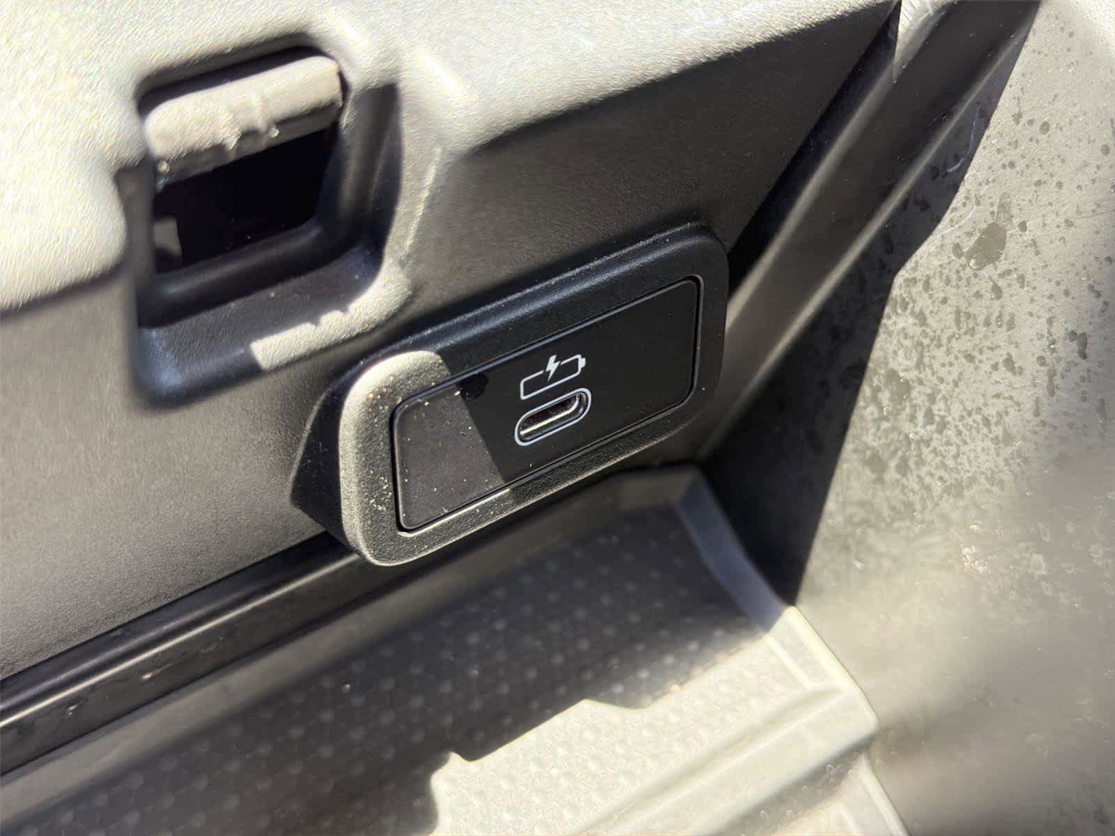 Used 2024 BMW i4 eDrive40 RWD image 40