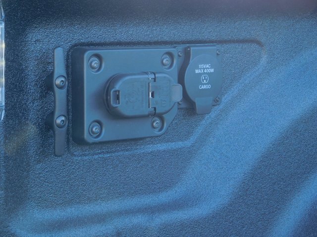 Used 2024 RAM 3500 Big Horn image 33