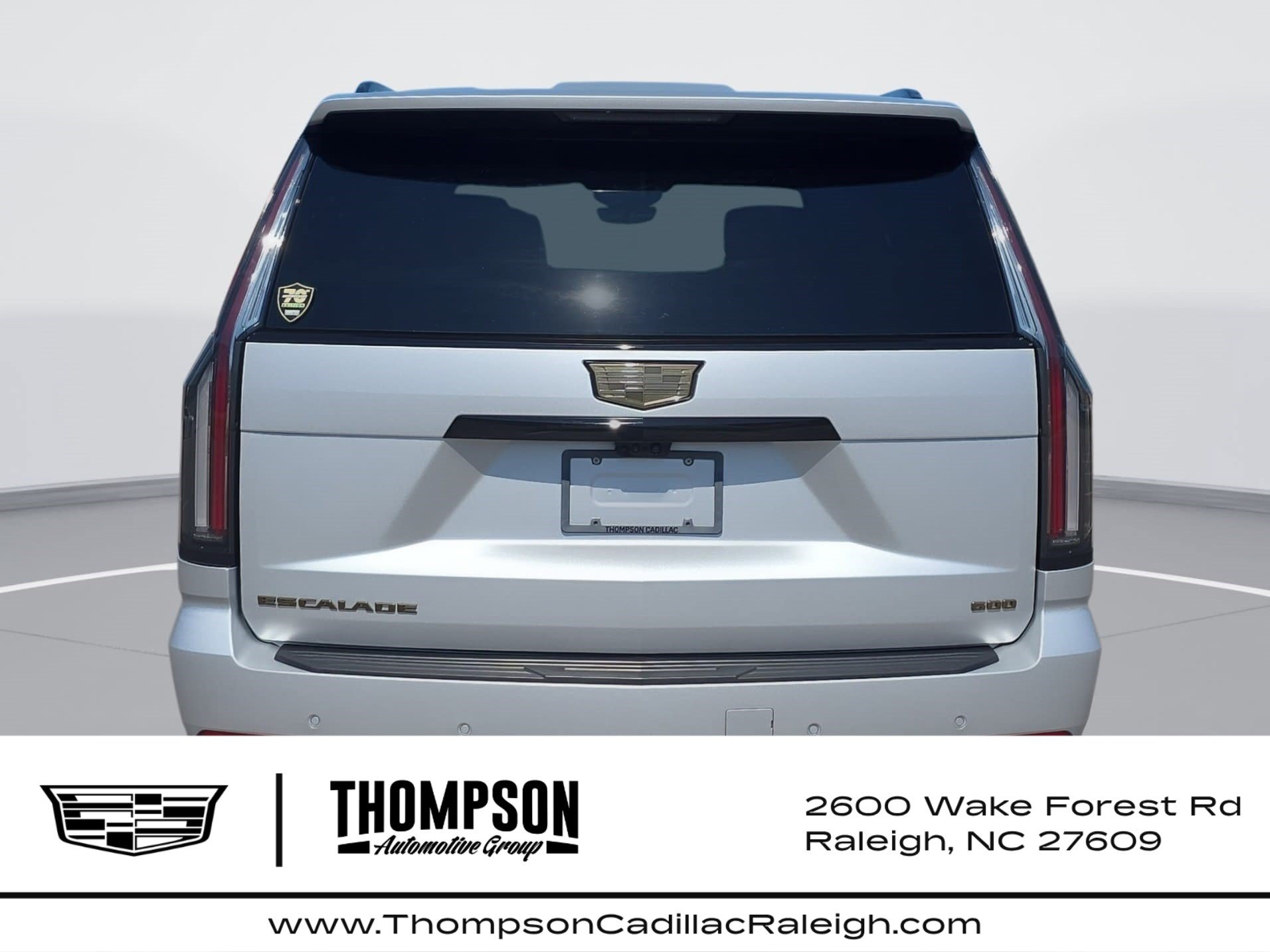 New 2026 Cadillac Escalade Platinum Sport AWD/4WD image 4