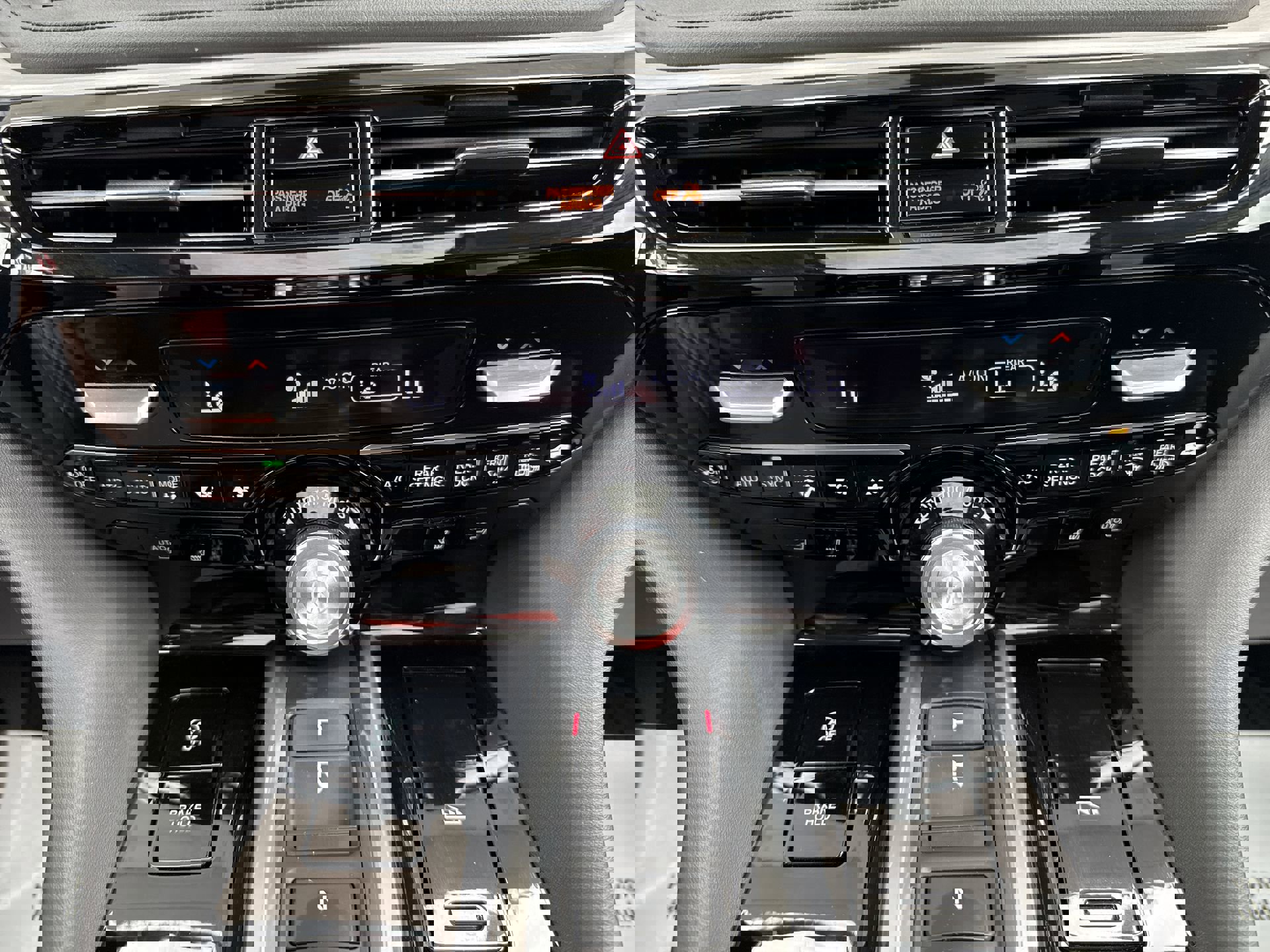 Used 2025 Acura MDX SH-AWD w/ Technology Package image 17