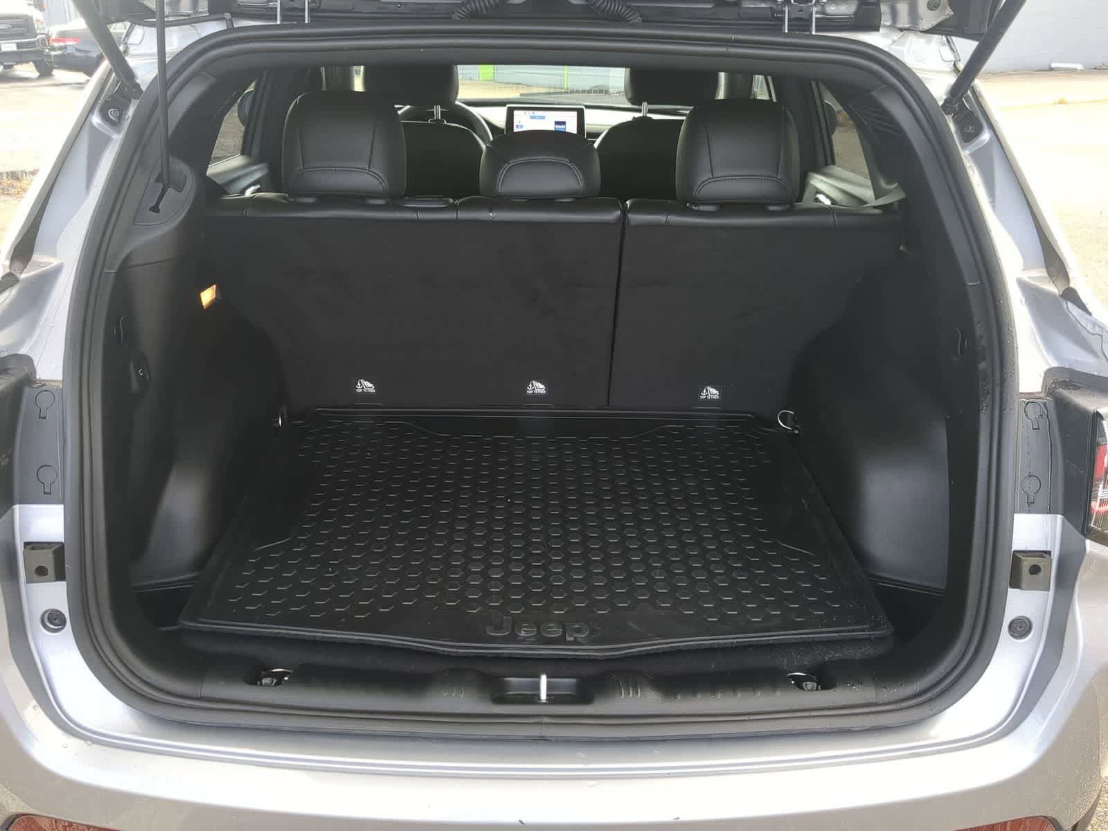 Used 2023 Jeep Compass Limited w/ Elite Group image 33