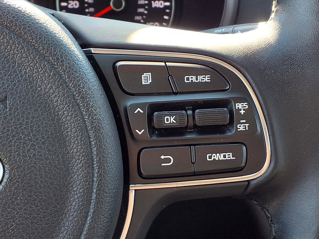 Used 2017 Kia Optima EX image 17