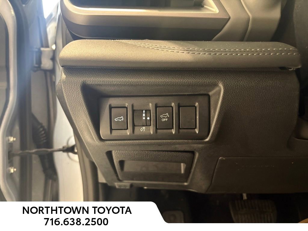 Used 2020 Subaru Outback Limited image 17