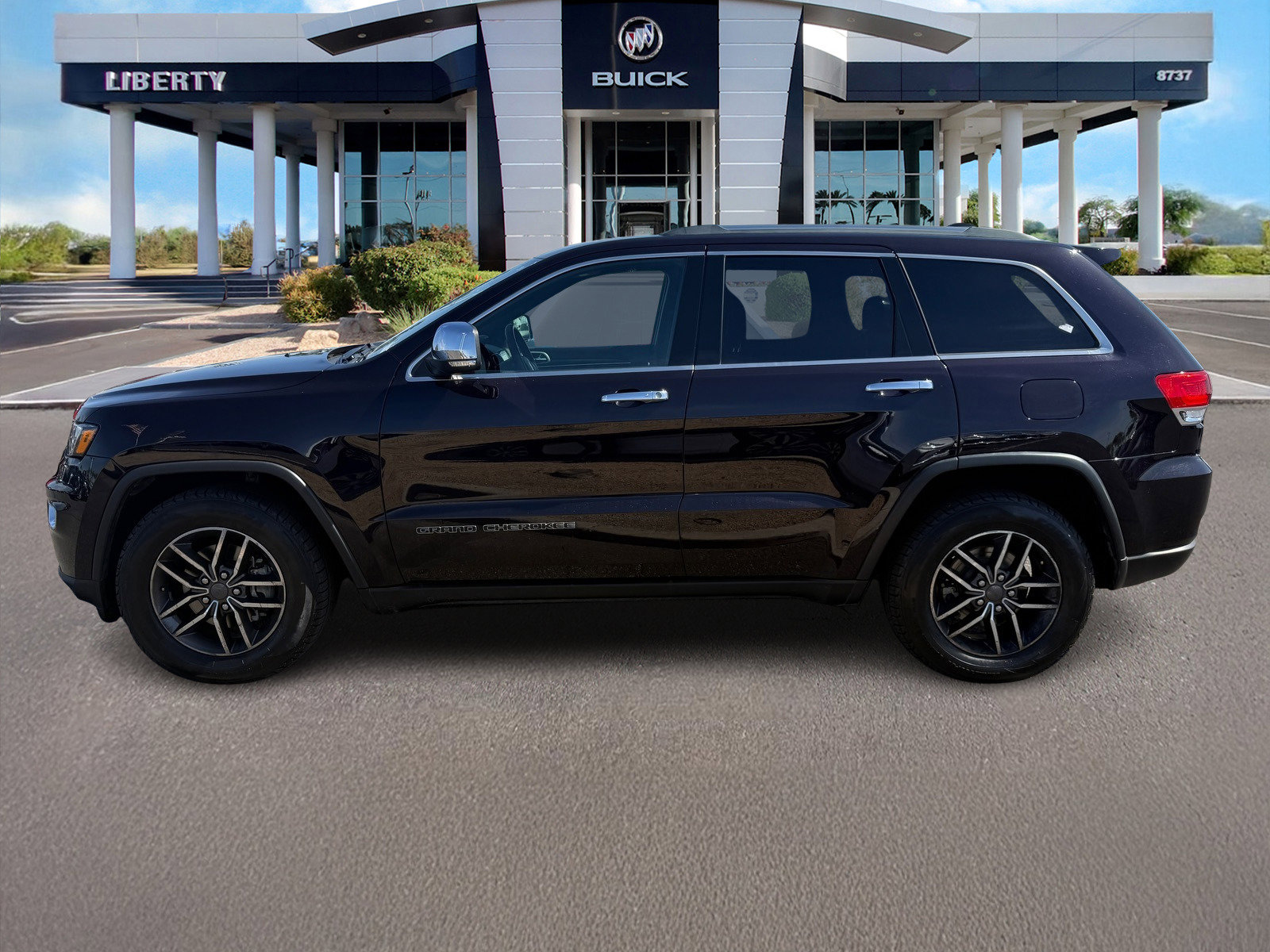 Used 2019 Jeep Grand Cherokee Limited w/ Luxury Group II RWD image 7
