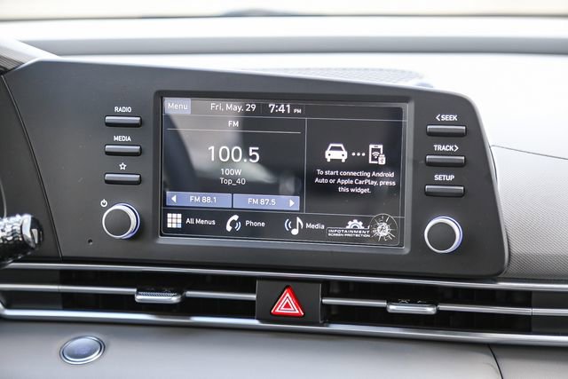 New 2026 Hyundai Elantra Sport FWD image 16