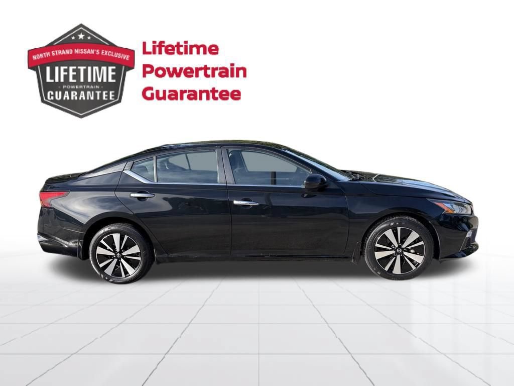 Certified 2022 Nissan Altima 2.5 SV AWD/4WD image 7