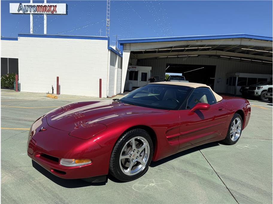 Used 2002 Chevrolet Corvette Convertible w/ Preferred Equipment Group2 RWD image 2