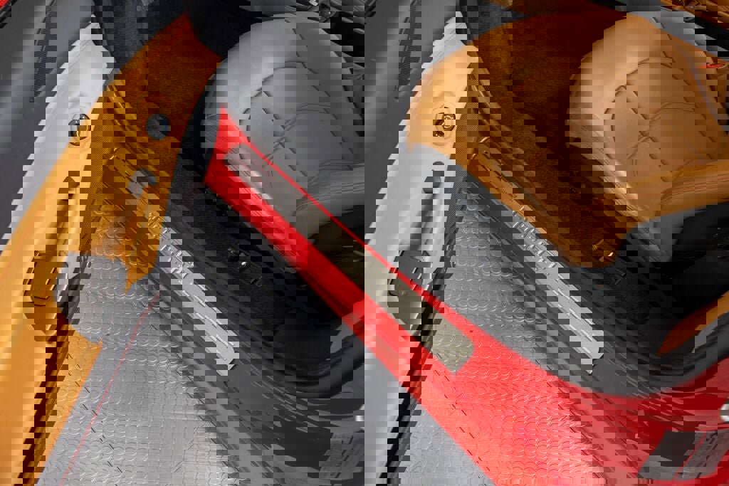 Certified 2018 Ferrari 488 Spider image 34