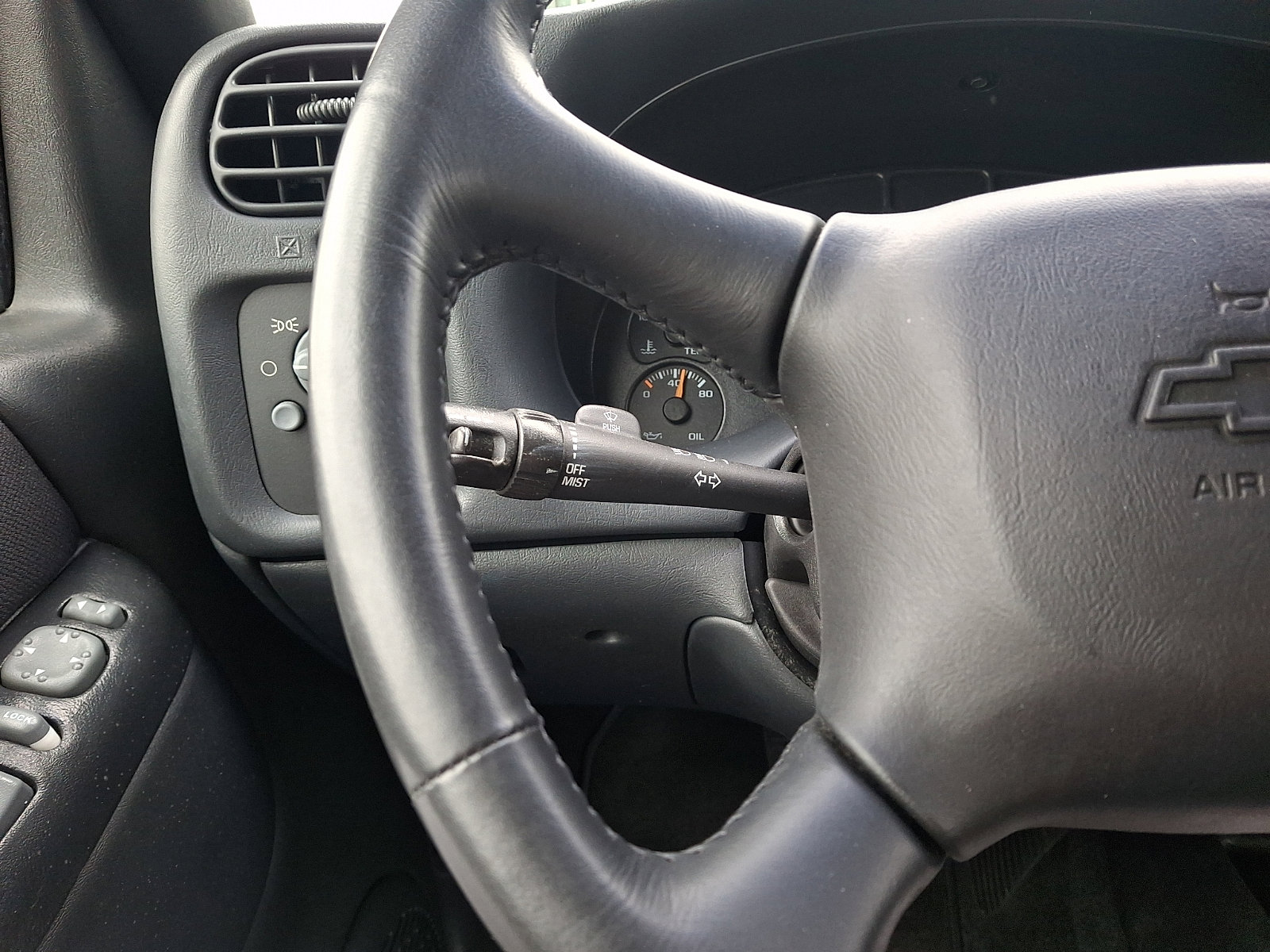 Used 2003 Chevrolet Blazer LS w/ Preferred Equipment Group image 20