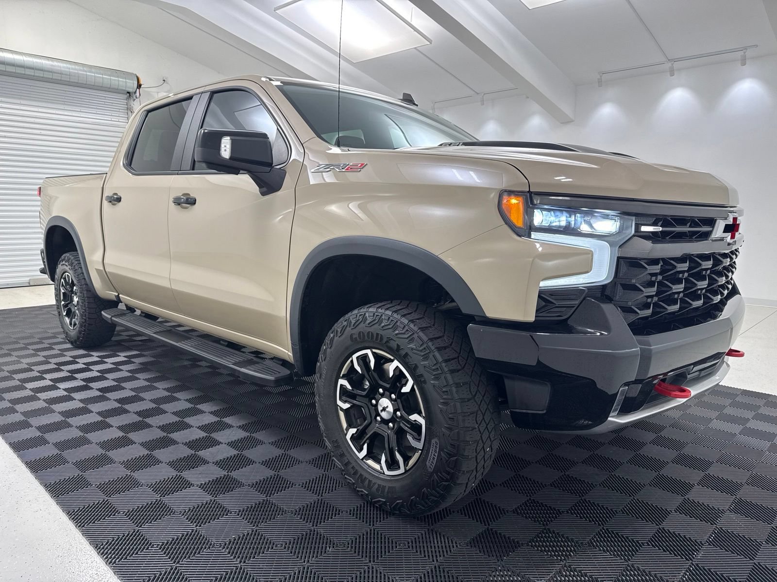 Used 2023 Chevrolet Silverado 1500 ZR2 AWD/4WD image 1