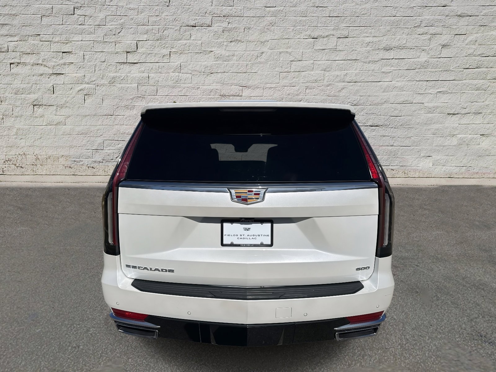 Used 2024 Cadillac Escalade Premium Luxury AWD/4WD image 5