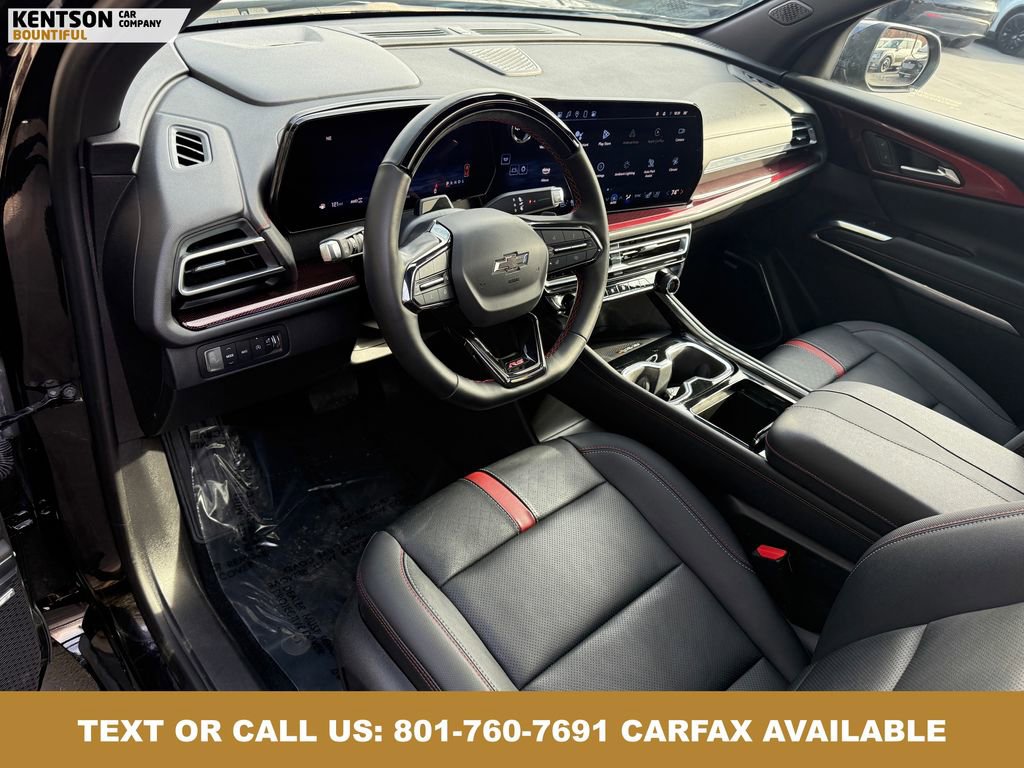 Used 2024 Chevrolet Traverse RS image 33