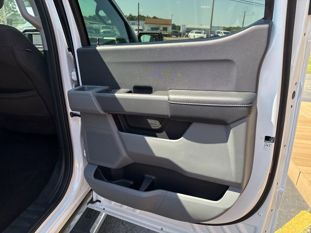 Used 2022 Ford F150 XLT w/ XTR Package image 28