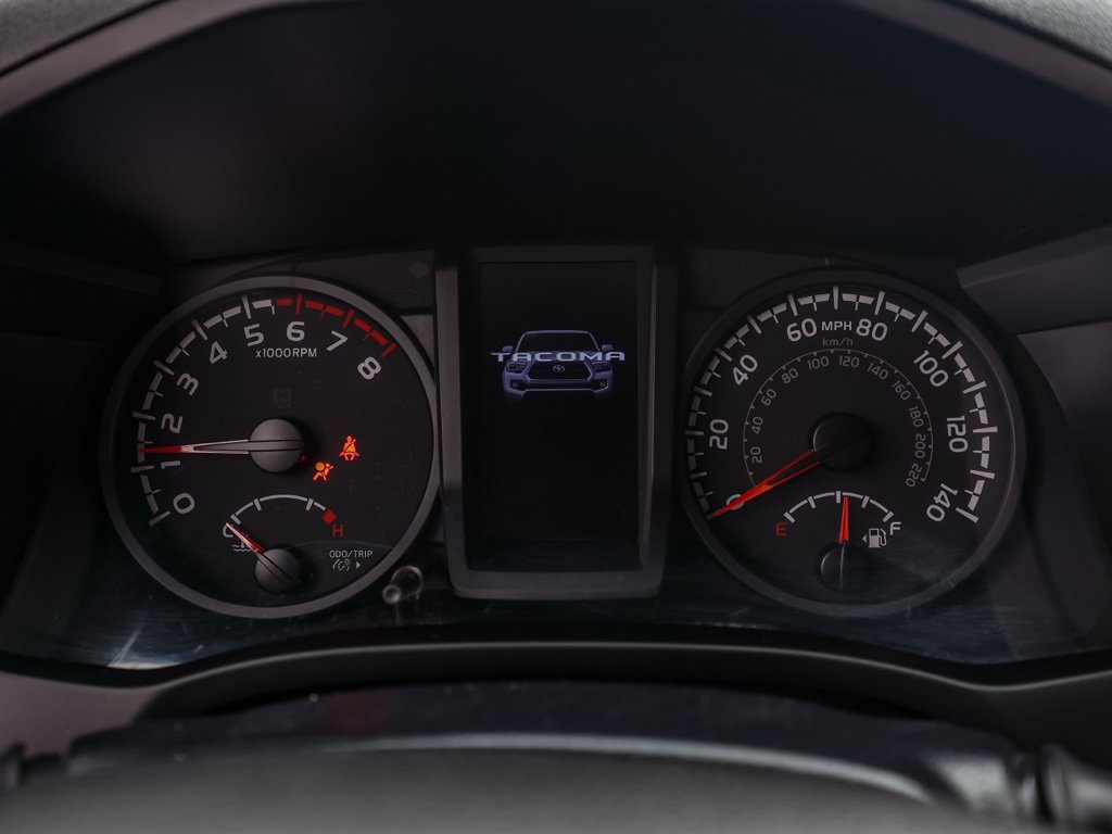 Used 2022 Toyota Tacoma SR image 30