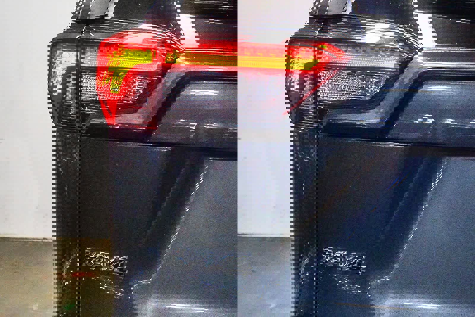 Used 2024 Toyota RAV4 LE image 11