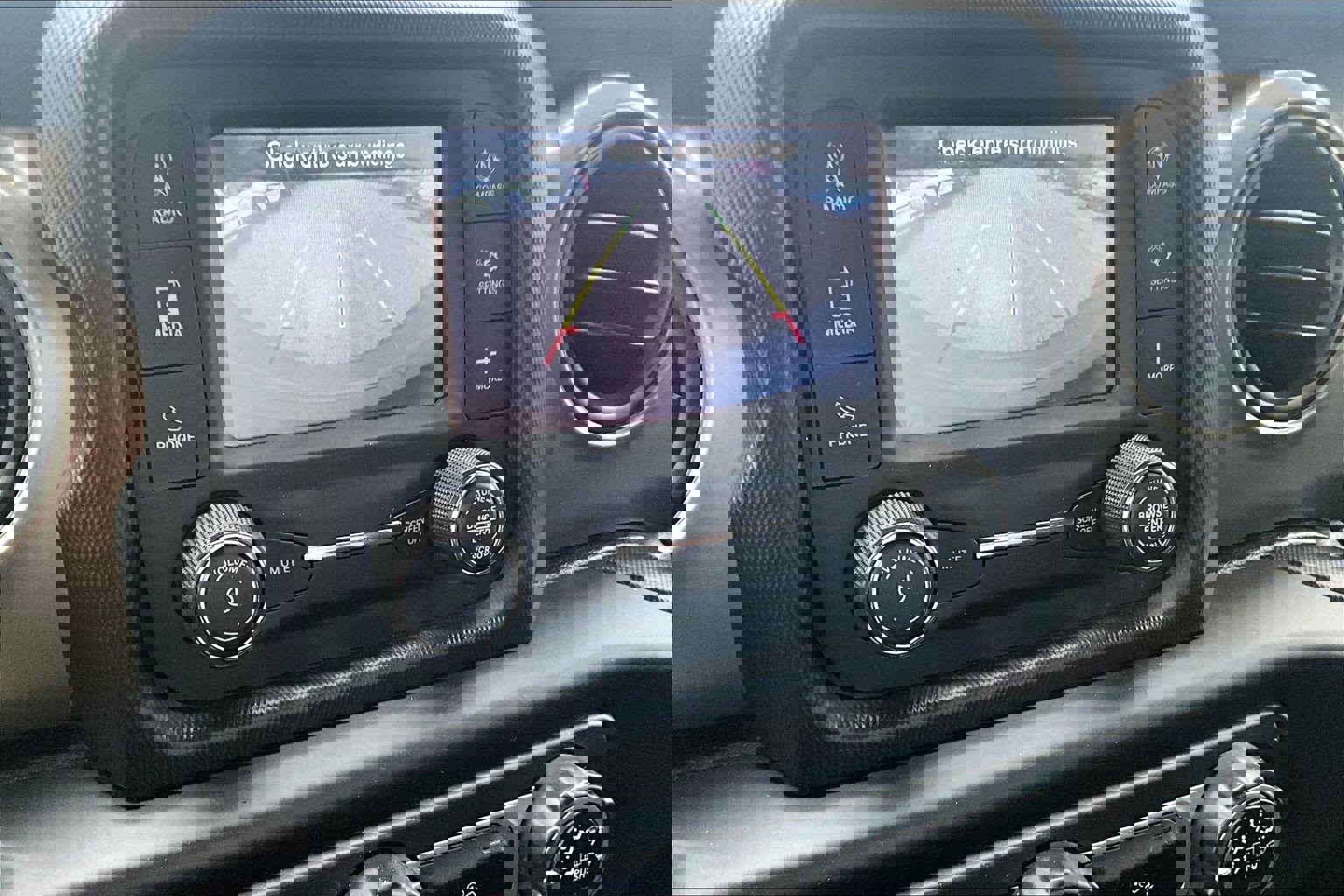 Used 2018 Jeep Wrangler Unlimited Sport S image 19