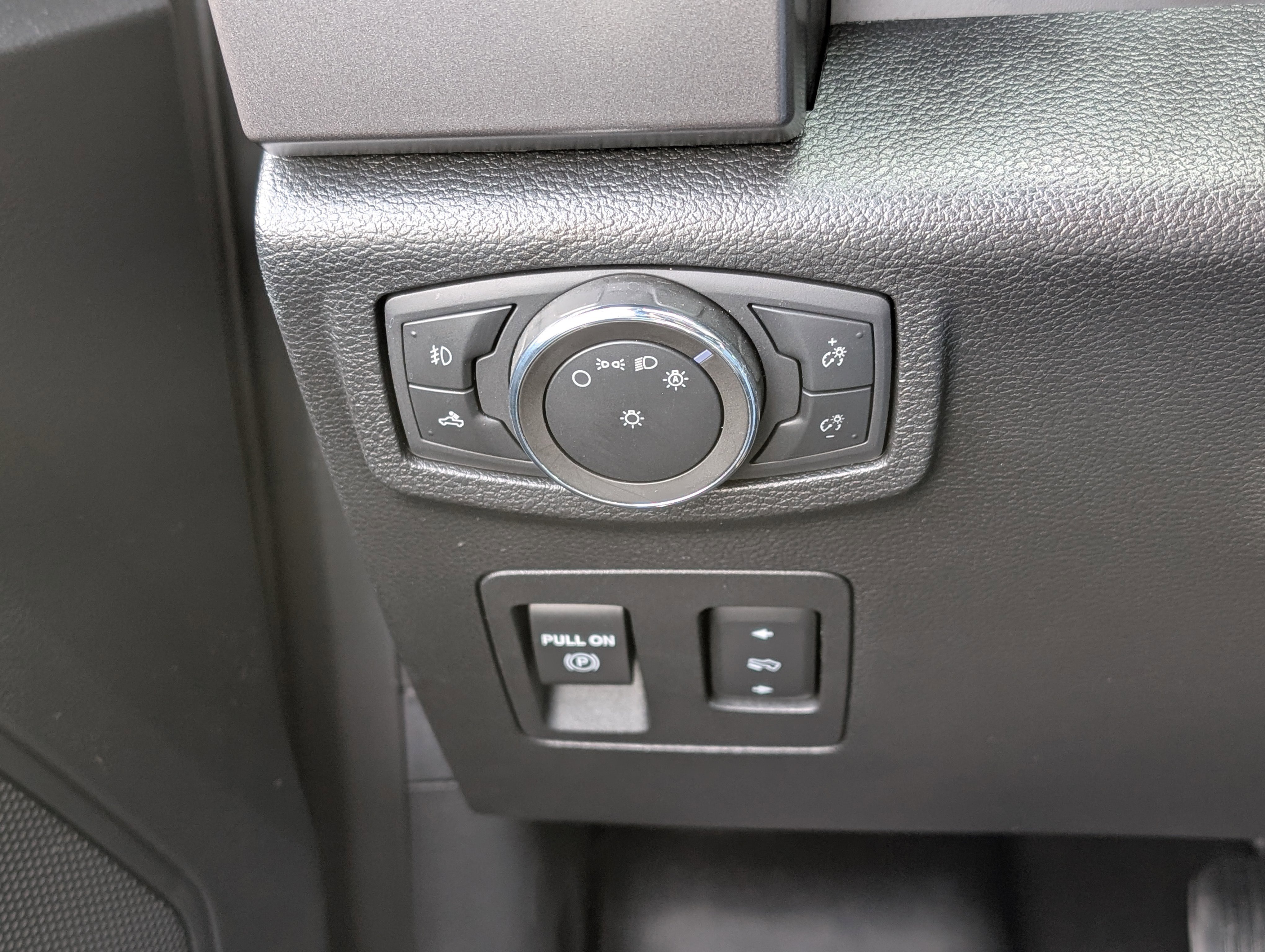 Certified 2020 Ford F150 XLT w/ Equipment Group 302A Luxury image 20