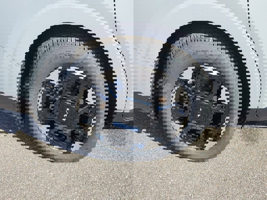 New 2026 Kia Carnival EX FWD image 40