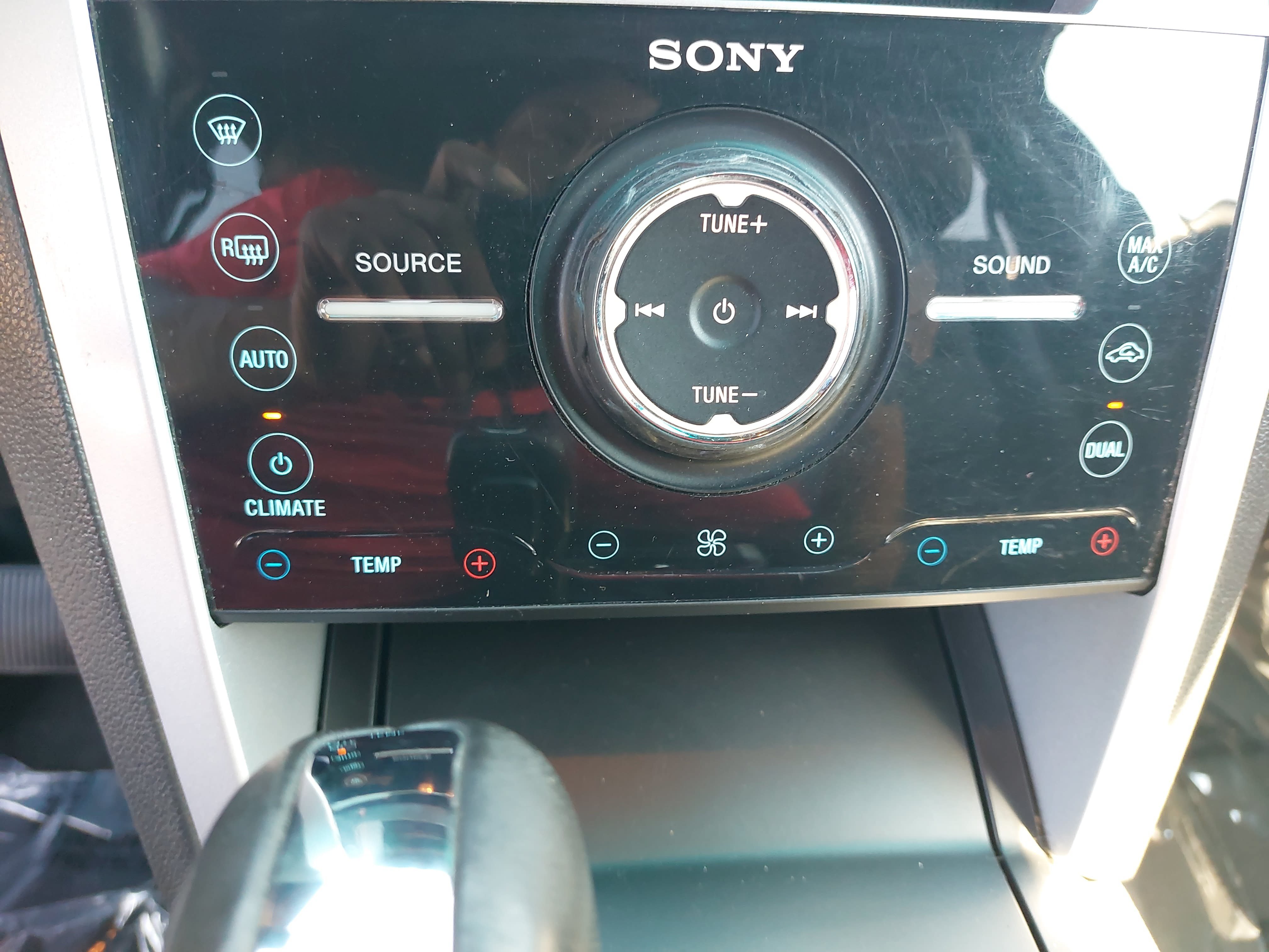Used 2014 Ford Explorer Sport w/ Equipment Group 401A AWD/4WD image 22
