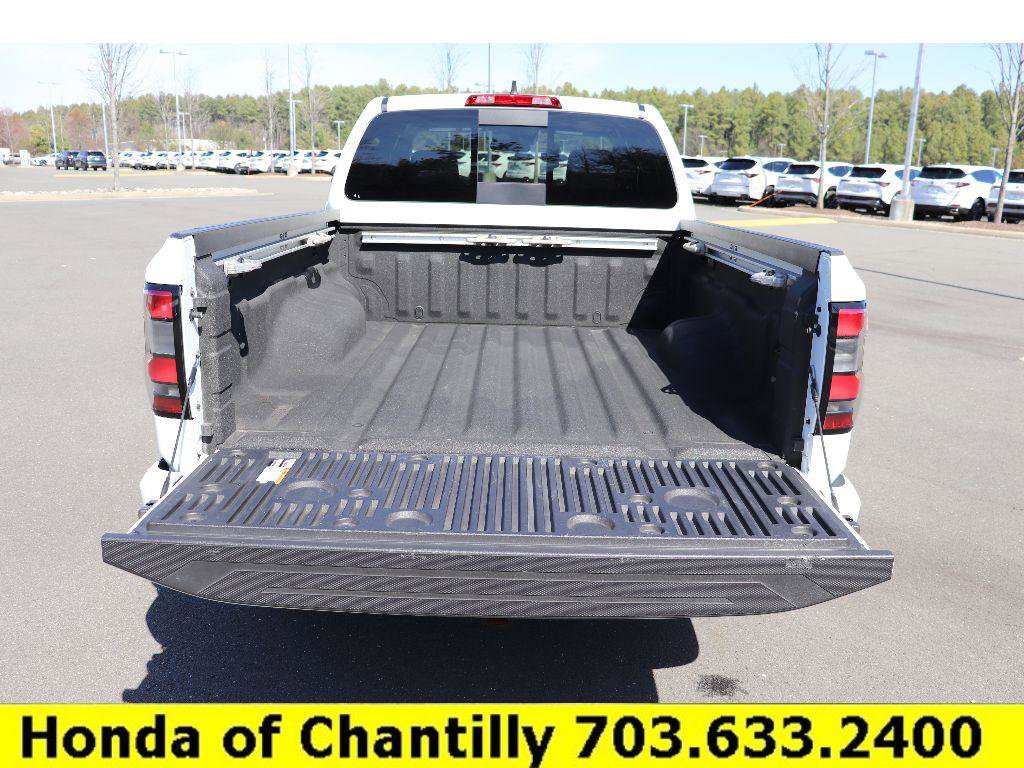 Used 2025 Nissan Frontier SV w/ SV Convenience Package image 36