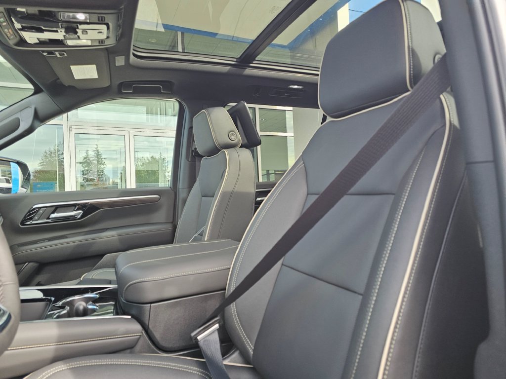 New 2026 Chevrolet Suburban Premier AWD/4WD image 22