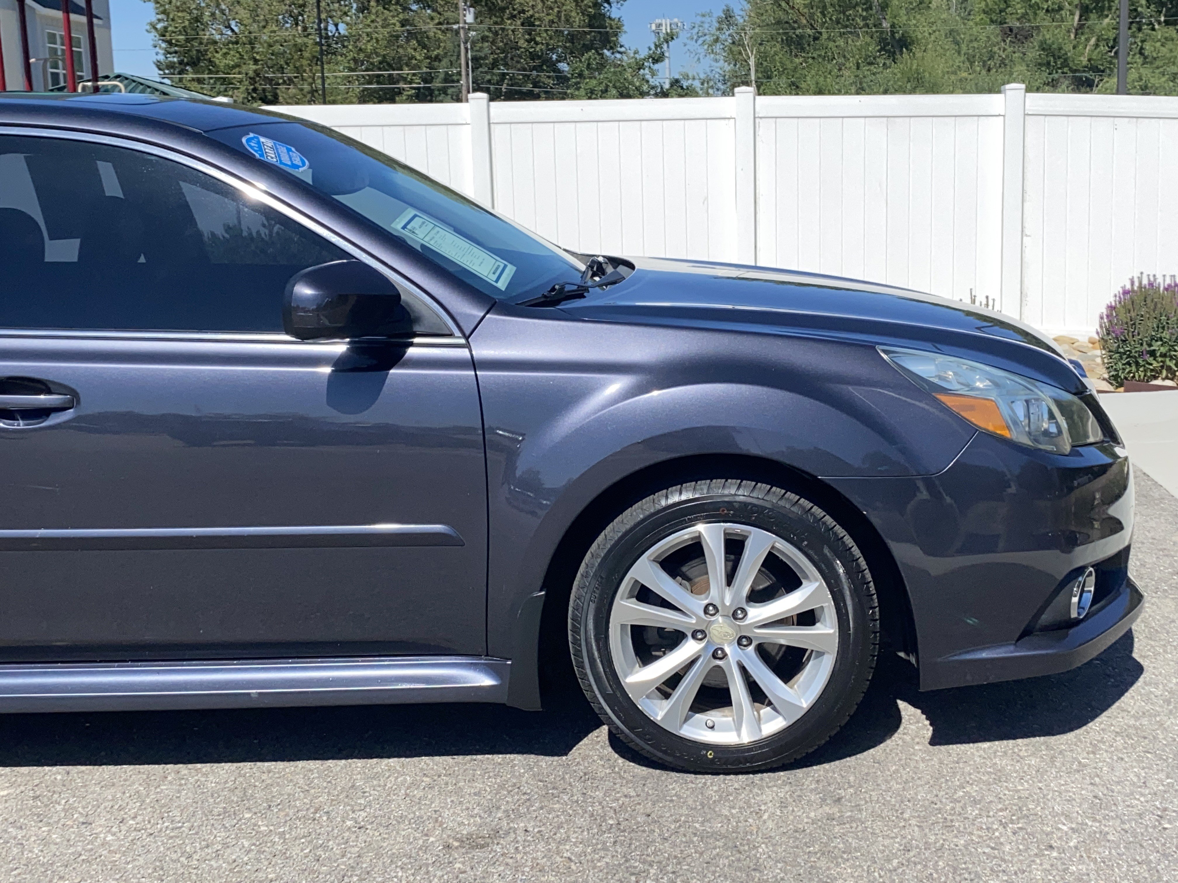 Used 2013 Subaru Legacy 2.5i Limited AWD/4WD image 8