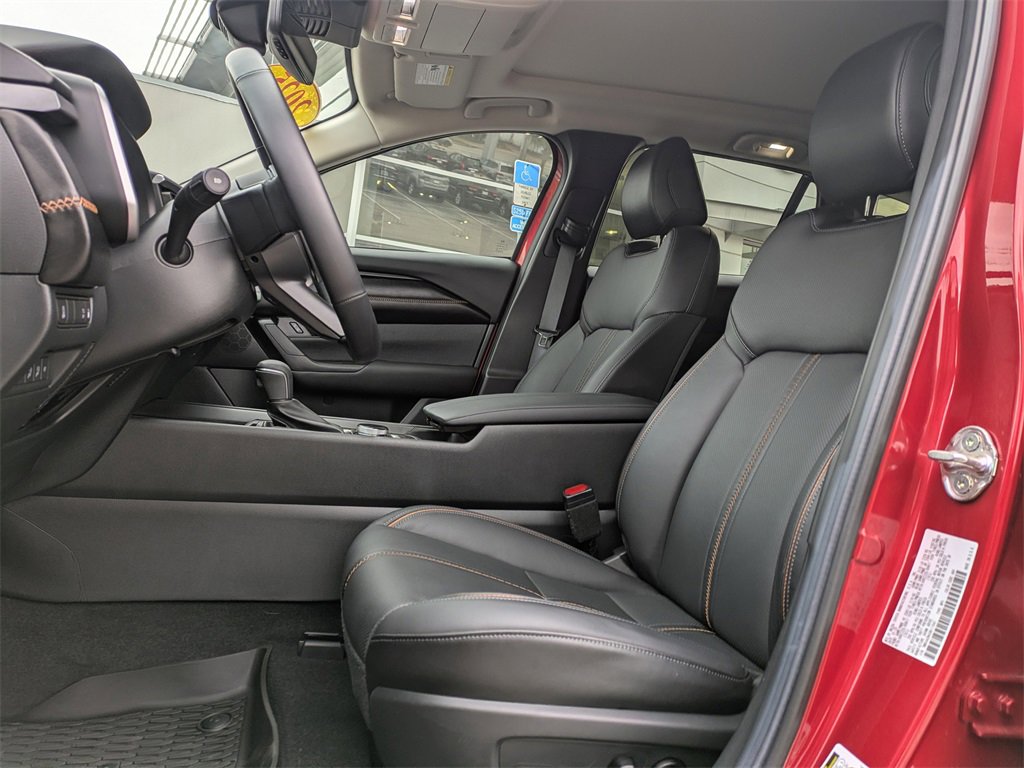 Used 2025 MAZDA CX-50 AWD 2.5 Hybrid w/ Weather Package image 2