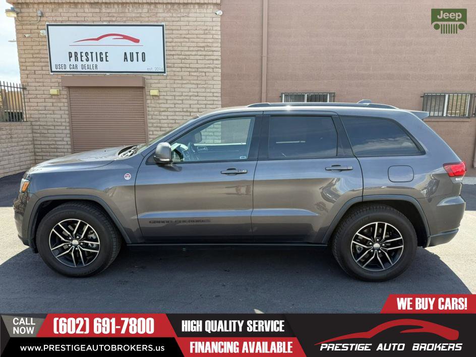 Used 2017 Jeep Grand Cherokee Trailhawk w/ Trailhawk Luxury Group