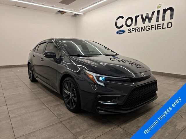 Used 2025 Toyota Corolla XSE FWD image 6