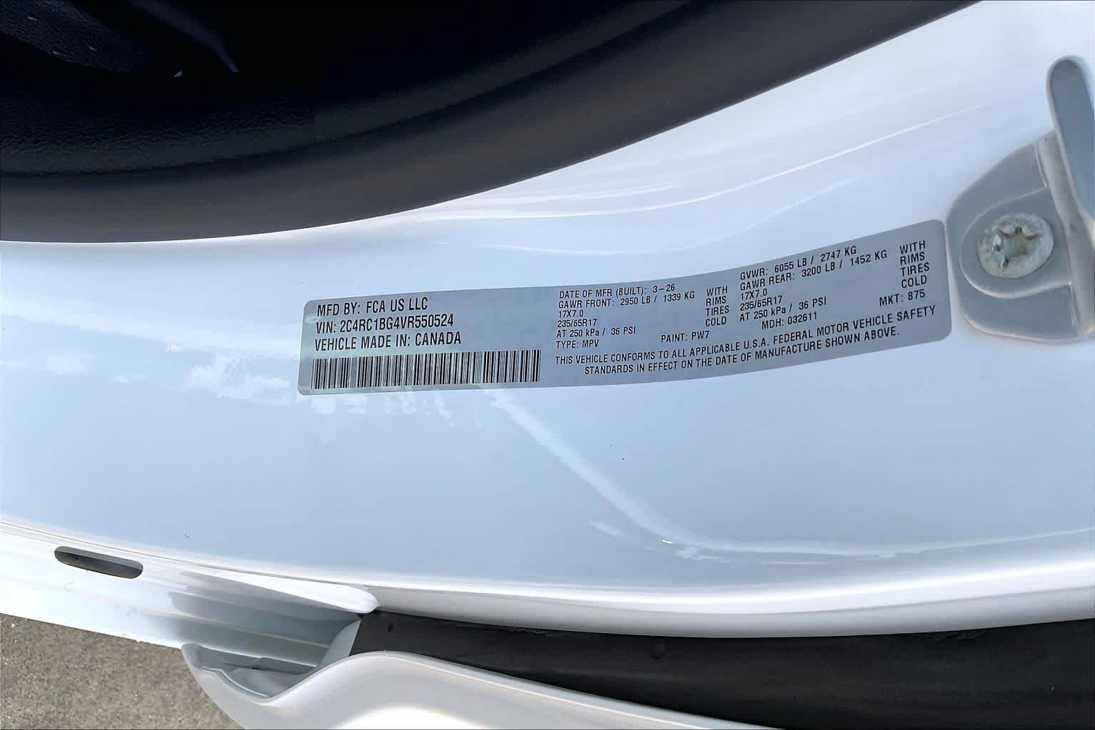 New 2027 Chrysler Pacifica Select FWD image 20