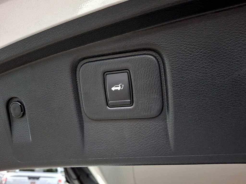 Used 2020 Nissan Murano SL w/ Moonroof Package AWD/4WD image 30