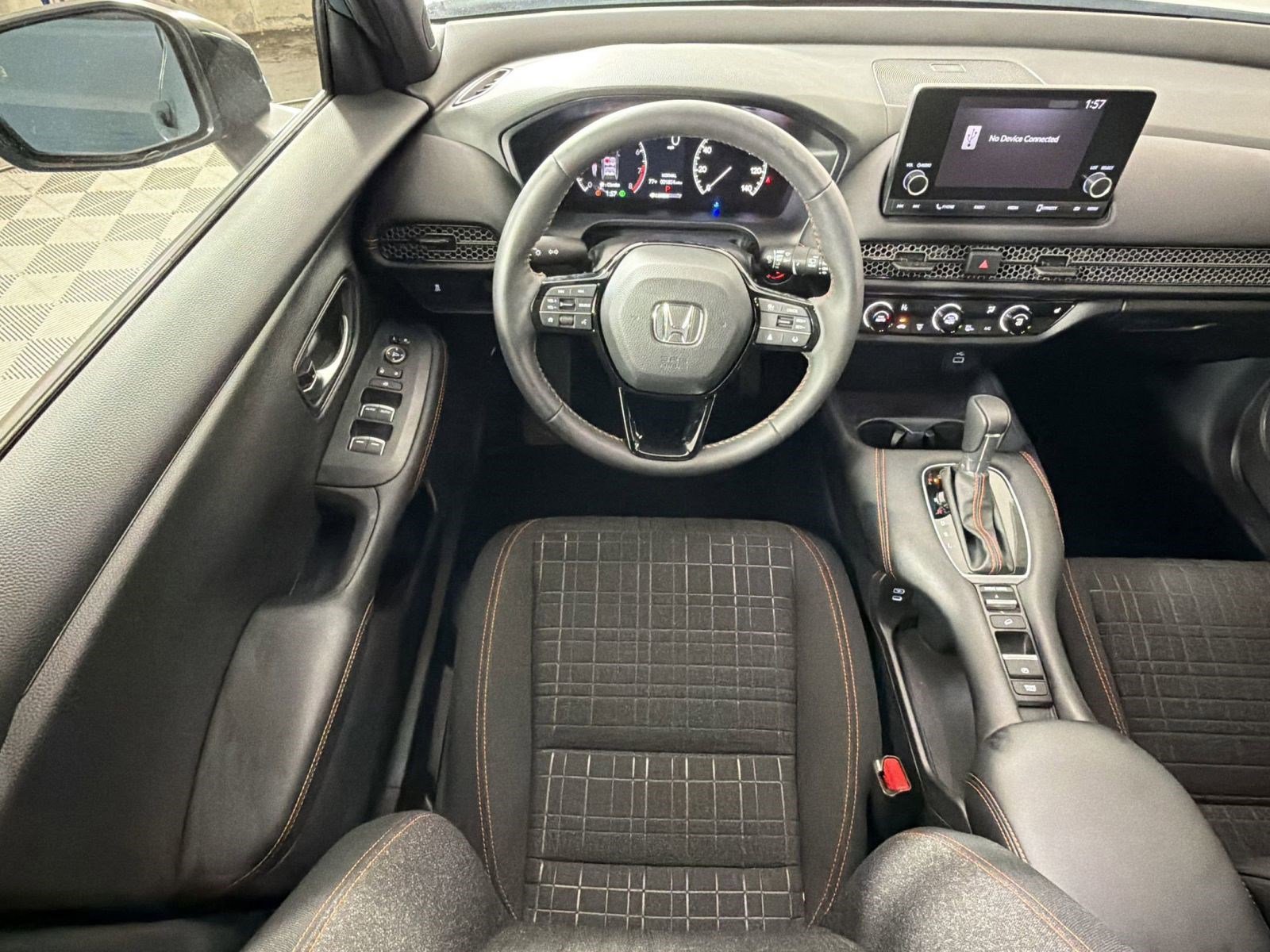 Certified 2025 Honda HR-V Sport image 26