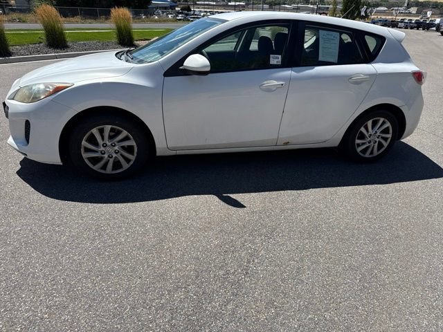 Used 2012 MAZDA MAZDA3 i Touring FWD image 2