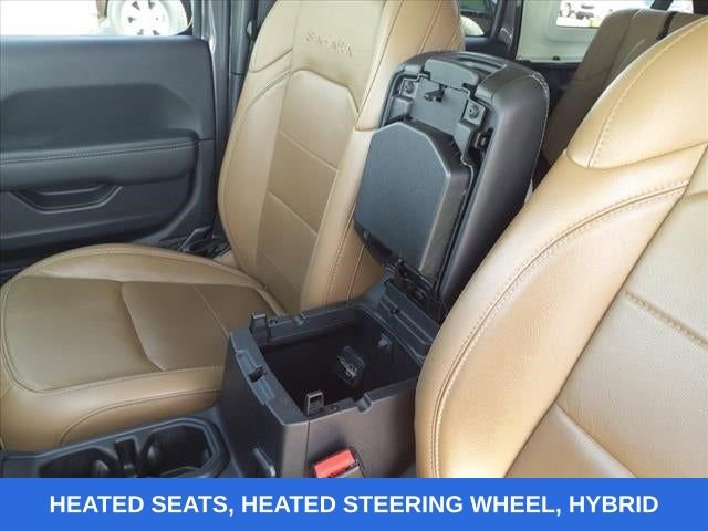 Used 2021 Jeep Wrangler Unlimited Sahara w/ Cold Weather Group image 20