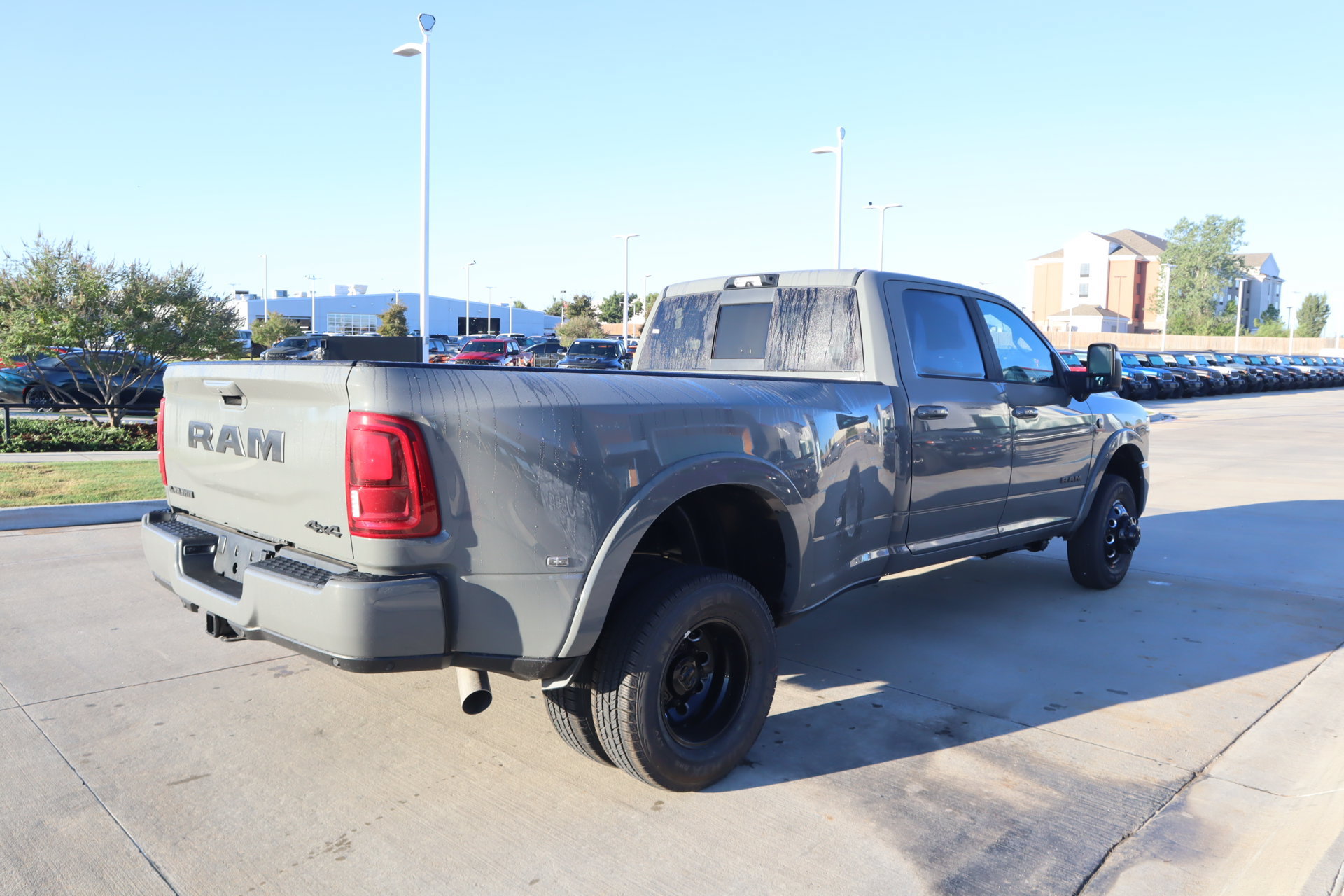 New 2027 RAM 3500 Laramie AWD/4WD image 21