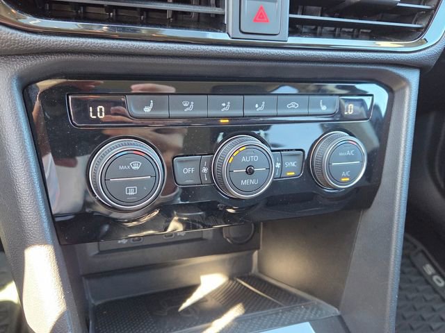 Used 2024 Volkswagen Taos SE image 24