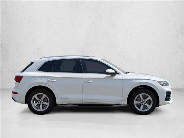 Used 2021 Audi Q5 2.0T Premium w/ Convenience Package AWD/4WD image 4