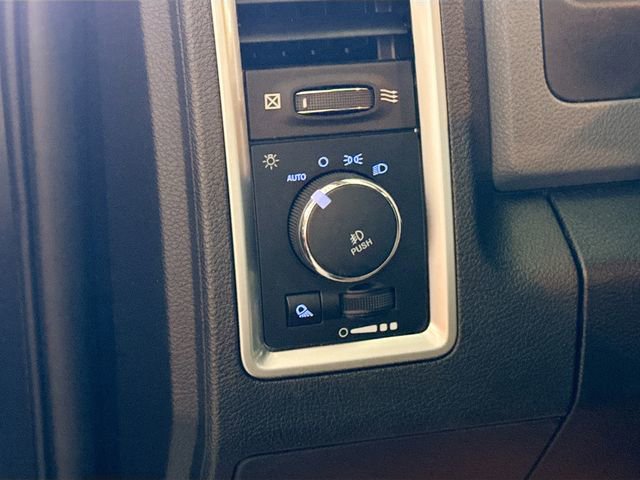 Used 2019 RAM 1500 Big Horn AWD/4WD image 11