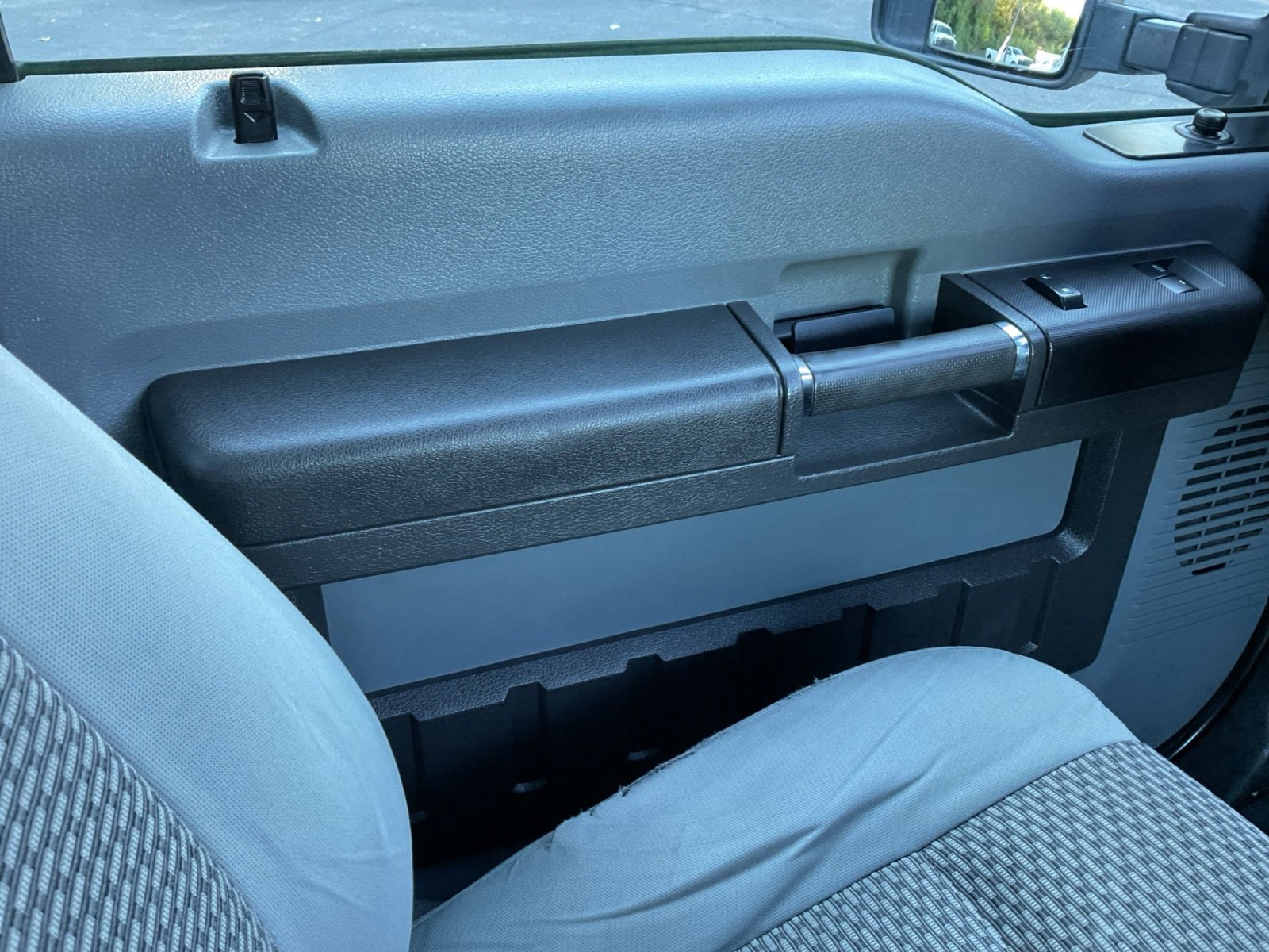 Used 2011 Ford F250 XL w/ PWR Equipment Group image 17