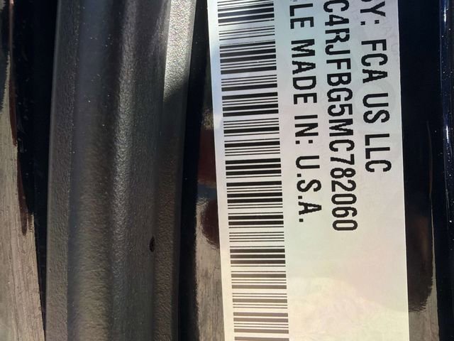 Used 2021 Jeep Grand Cherokee Limited AWD/4WD image 32