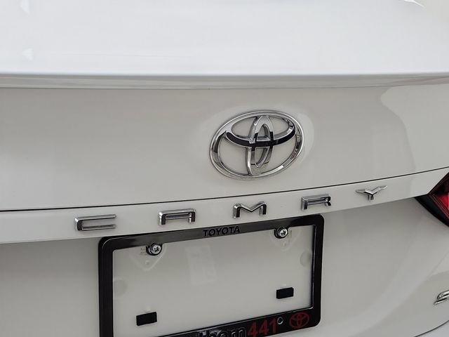 Used 2024 Toyota Camry SE FWD image 9