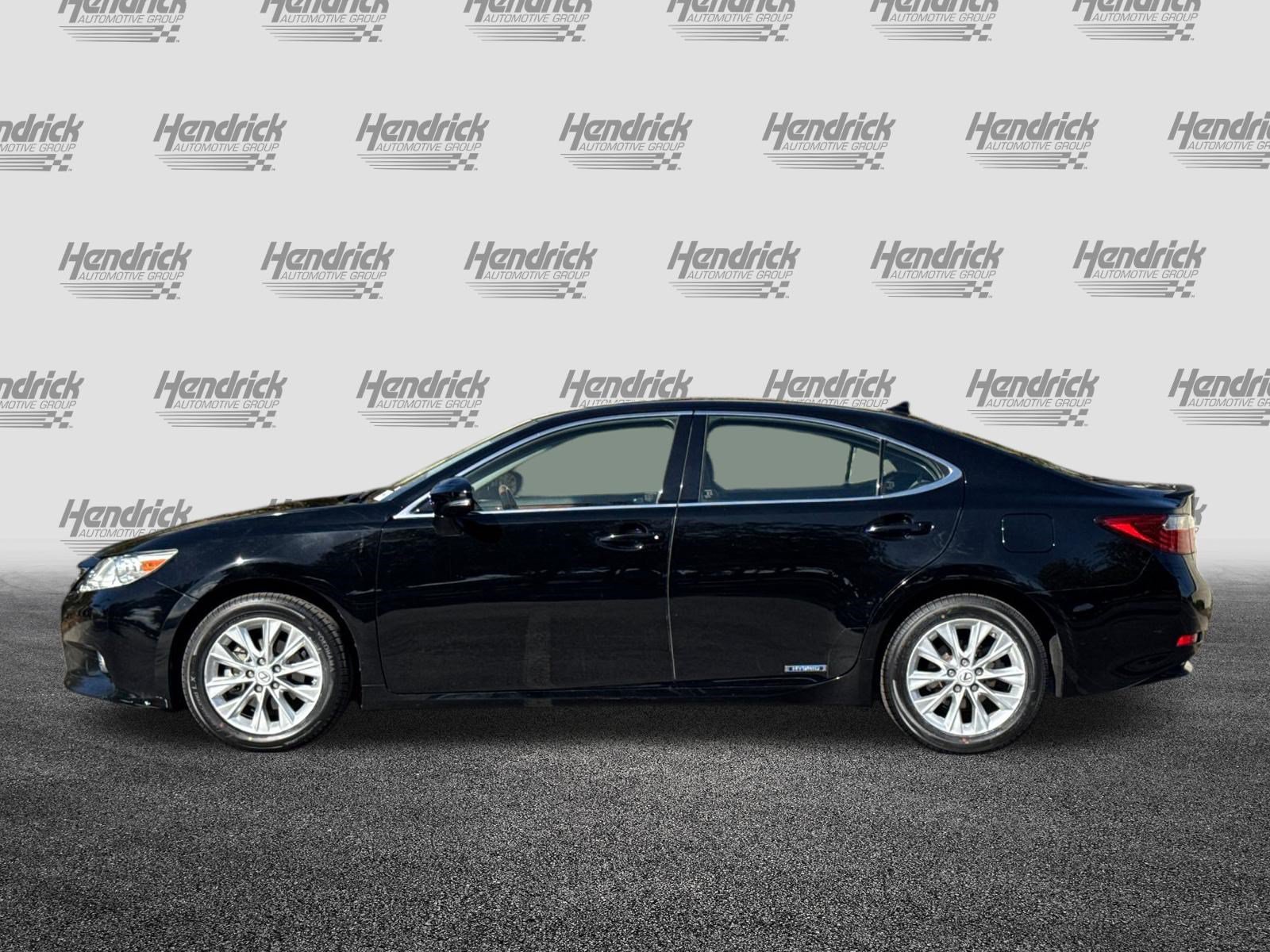 Used 2014 Lexus ES 300h w/ Luxury Package w/Bamboo Trim FWD image 8