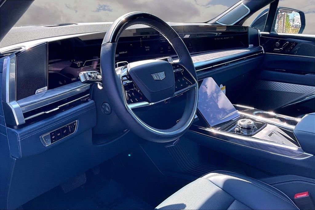 Certified 2025 Cadillac Escalade IQ Luxury 2 image 17
