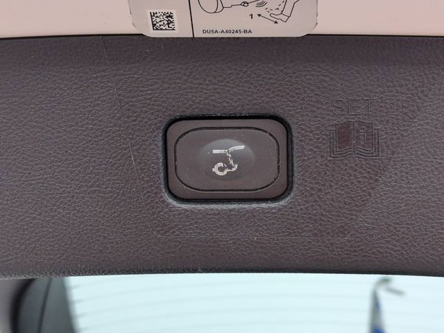 Used 2017 Ford Edge Titanium w/ Equipment Group 301A image 32