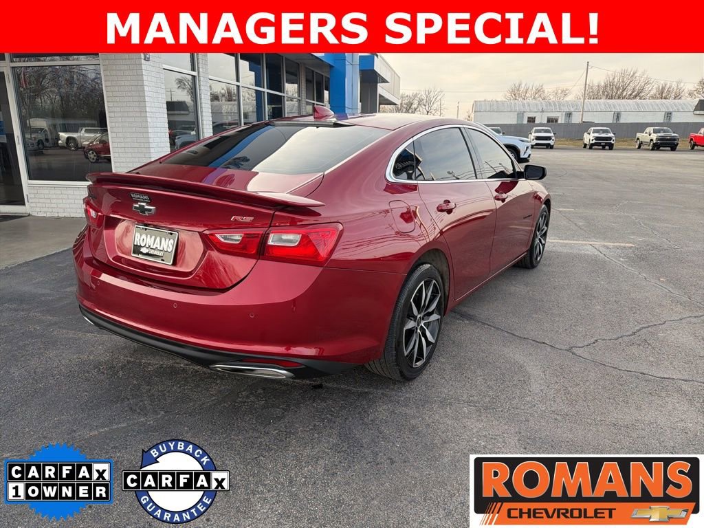 Used 2025 Chevrolet Malibu RS FWD image 3